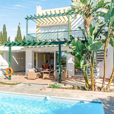 Villa Poseidon Gardens By Ezoria *