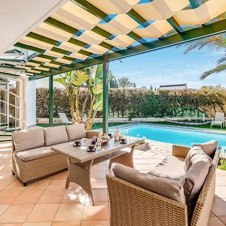 Poseidon Gardens By Ezoria * Larnaca