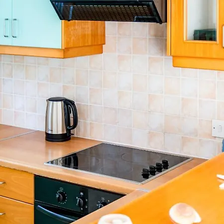 Poseidon Gardens By Ezoria Villa *