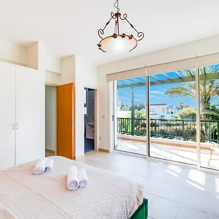 Villa Poseidon Gardens By Ezoria *