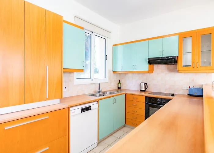 Вилла Poseidon Gardens By Ezoria