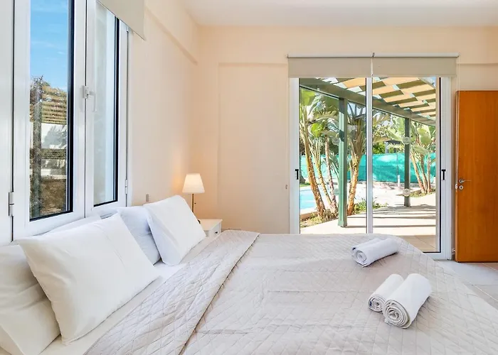 Poseidon Gardens By Ezoria Вилла