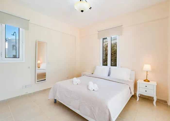 Villa Poseidon Gardens By Ezoria *