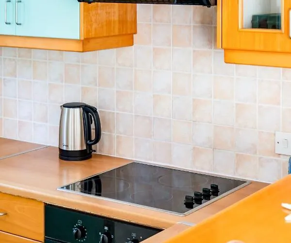 Poseidon Gardens By Ezoria Villa *